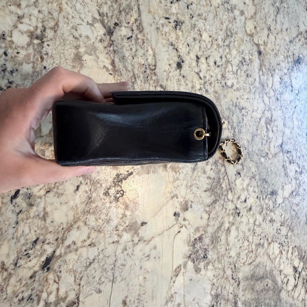 CHANEL Black Quilted Crossbody Bag with Gold Accents - Picture 6 of 8